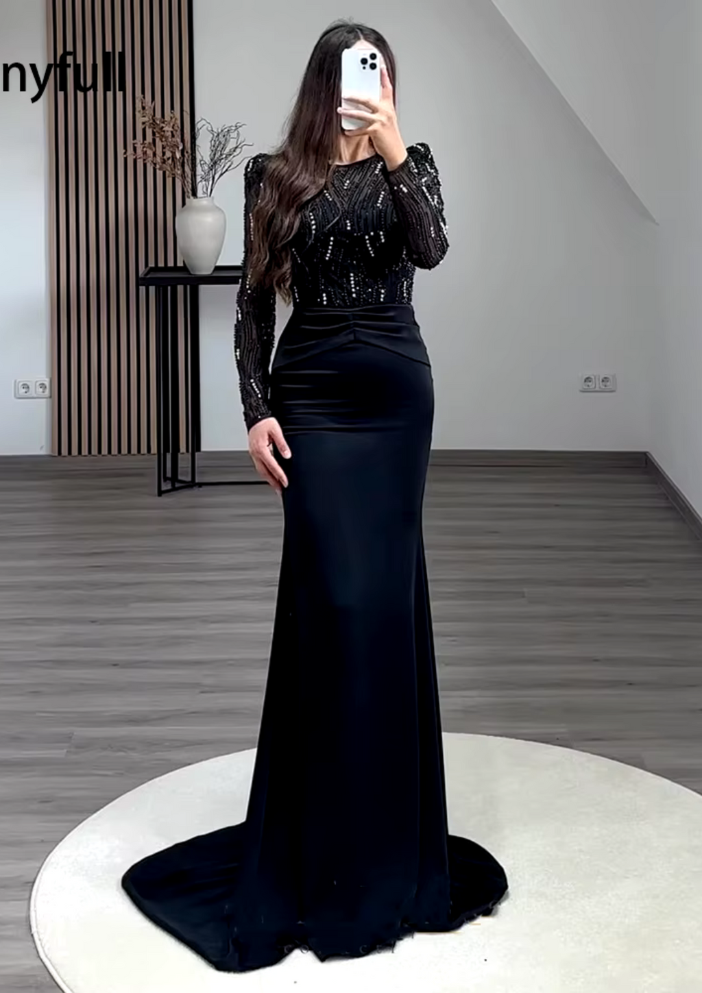 Article comforme à l'image, créez votre style en choisissant votre taille, couleur pour une satifaction parfaite!