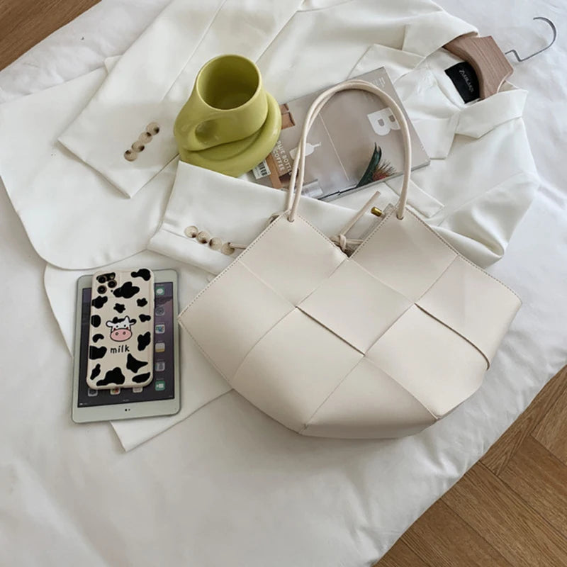 Article comforme à l'image, créez votre style en choisissant votre taille, couleur pour une satifaction parfaite!