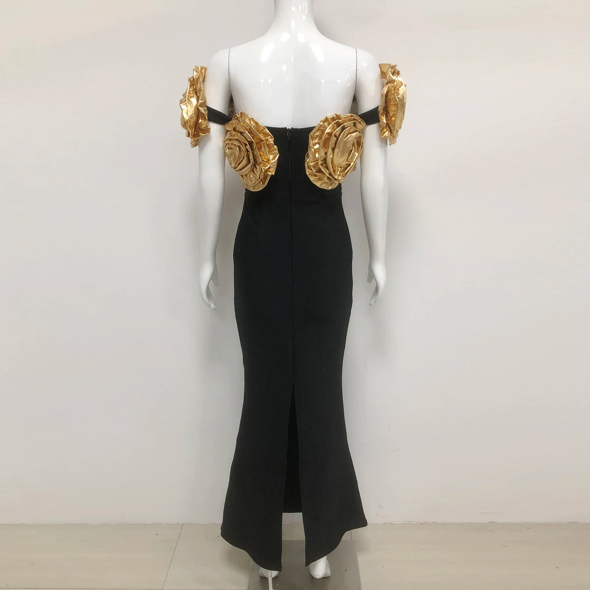 Women’s Black 3D Floral Off-Shoulder Evening Gown