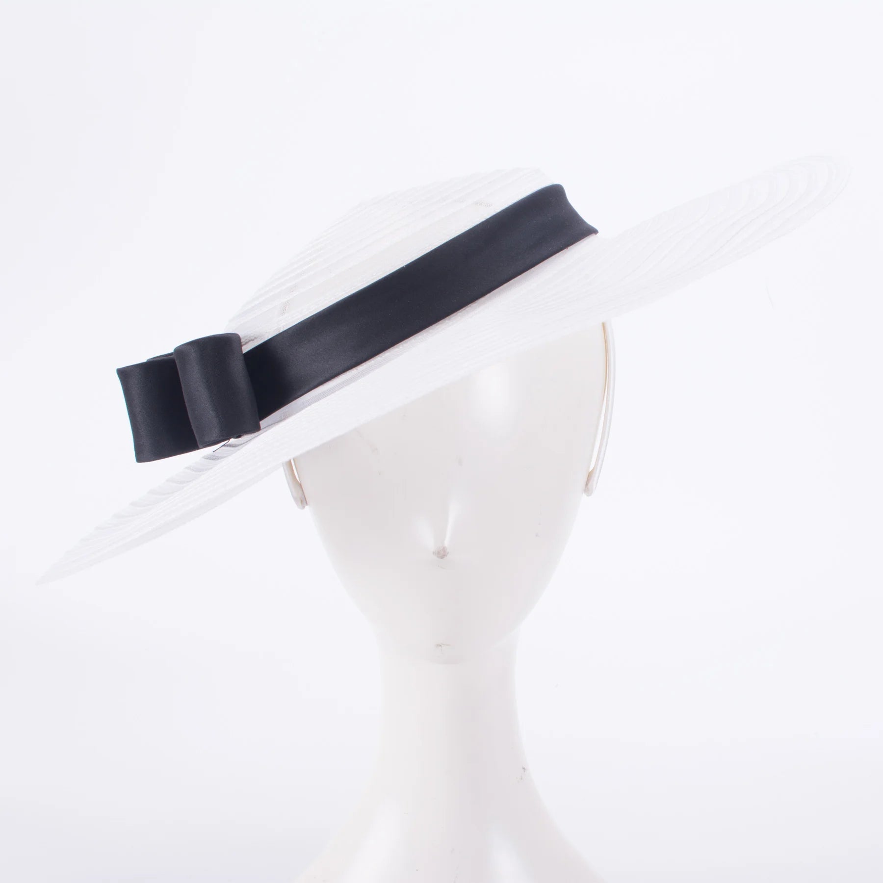 Article comforme à l'image, créez votre style en choisissant votre taille, couleur pour une satifaction parfaite!