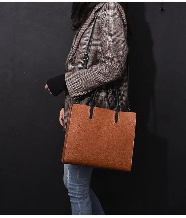 Women's Vintage-Style Zip-Up Shoulder Bag