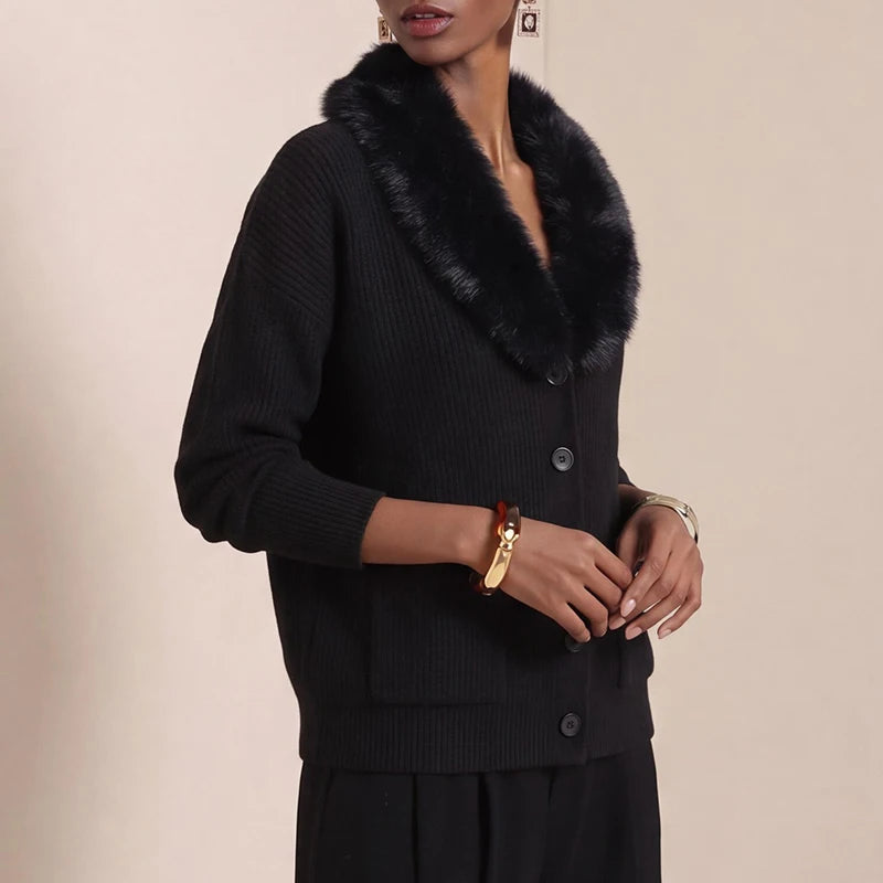 Women's Vintage V-Neck Knit Cardigan with Faux Fur Trim