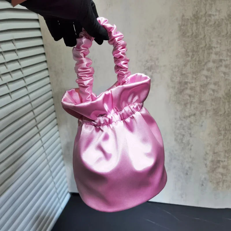 Article comforme à l'image, créez votre style en choisissant votre taille, couleur pour une satifaction parfaite!