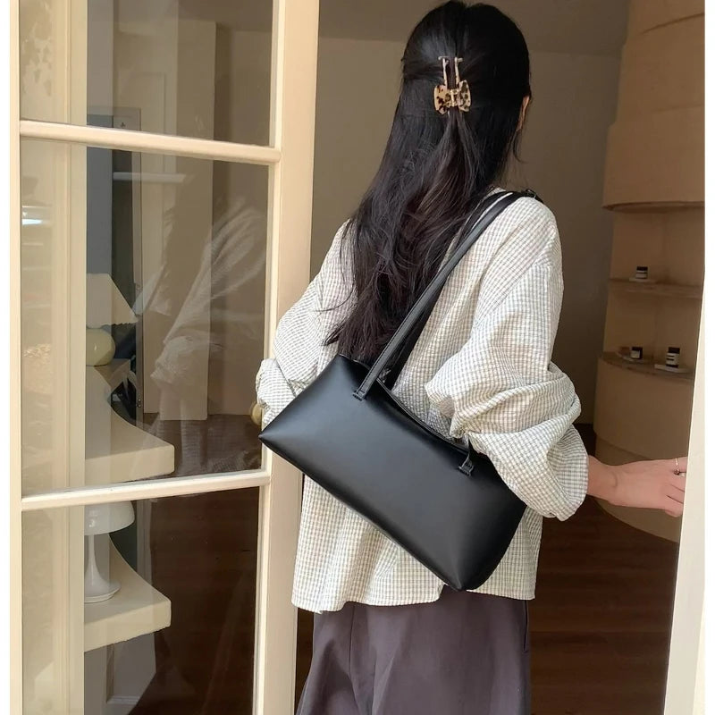 Article comforme à l'image, créez votre style en choisissant votre taille, couleur pour une satifaction parfaite!