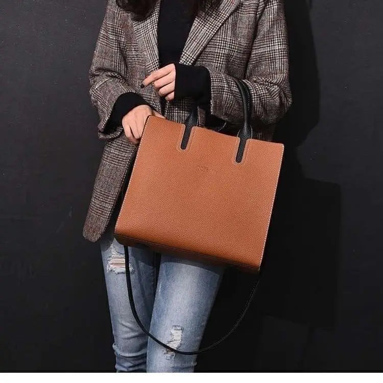 Women's Vintage-Style Zip-Up Shoulder Bag