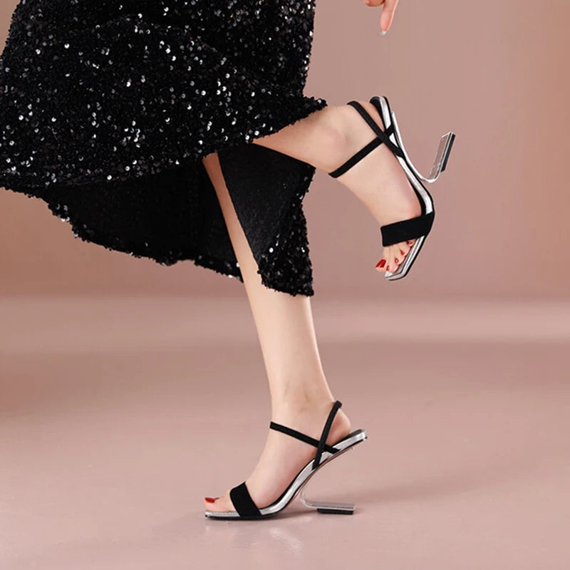 Article comforme à l'image, créez votre style en choisissant votre taille, couleur pour une satifaction parfaite!