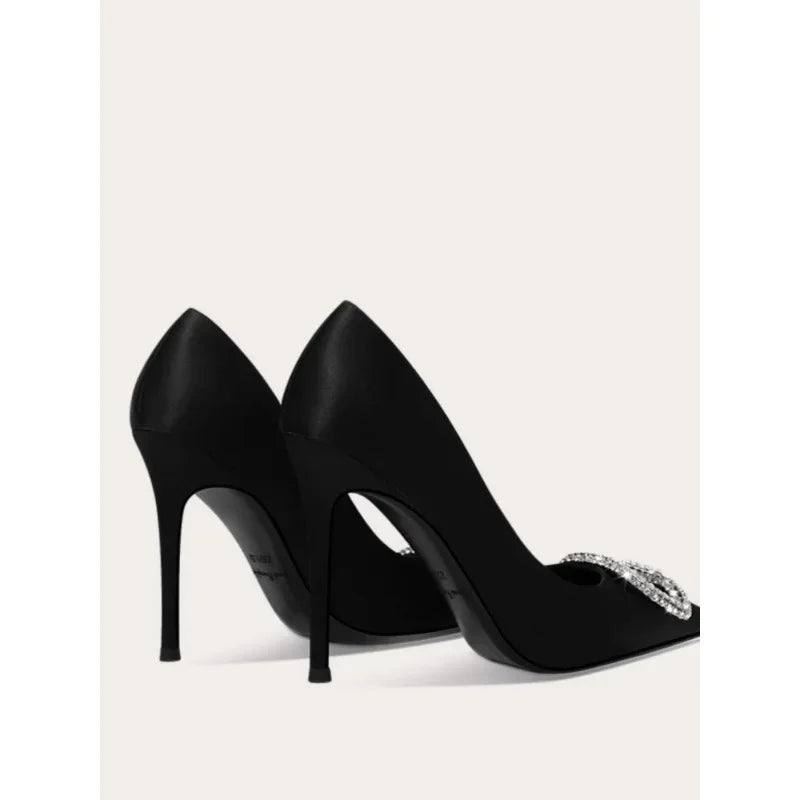 Article comforme à l'image, créez votre style en choisissant votre taille, couleur pour une satifaction parfaite!