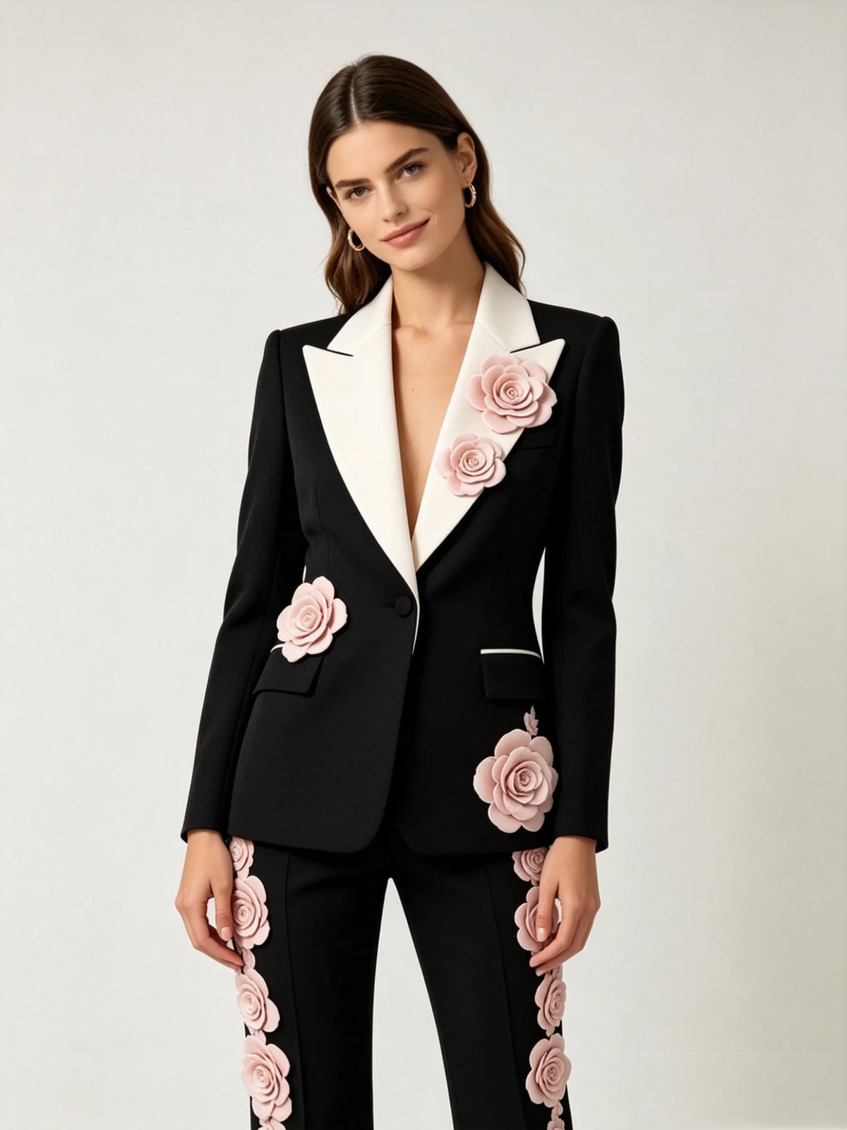 Women's Two-Piece Cotton Suit with 3D Floral Detail