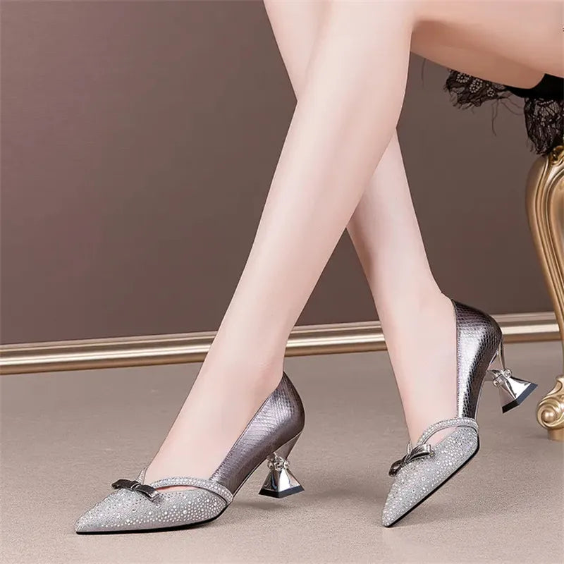 Article comforme à l'image, créez votre style en choisissant votre taille, couleur pour une satifaction parfaite!