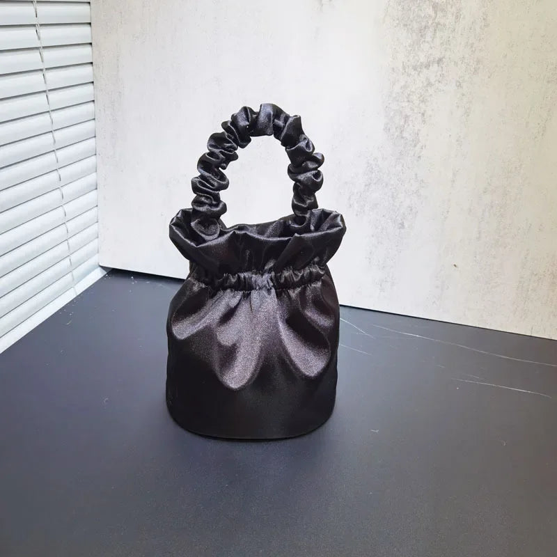 Article comforme à l'image, créez votre style en choisissant votre taille, couleur pour une satifaction parfaite!