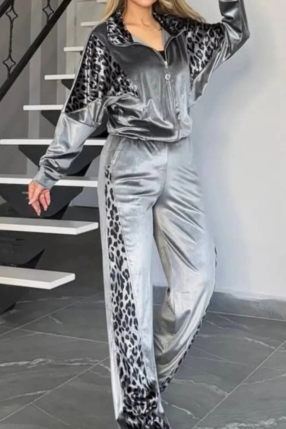 Article comforme à l'image, créez votre style en choisissant votre taille, couleur pour une satifaction parfaite!