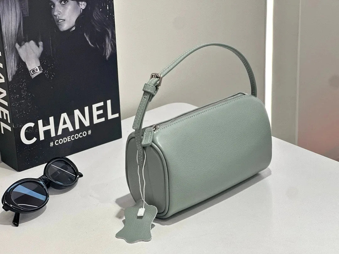 Article comforme à l'image, créez votre style en choisissant votre taille, couleur pour une satifaction parfaite!