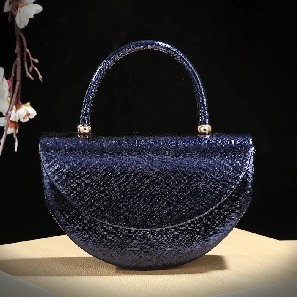 Article comforme à l'image, créez votre style en choisissant votre taille, couleur pour une satifaction parfaite!