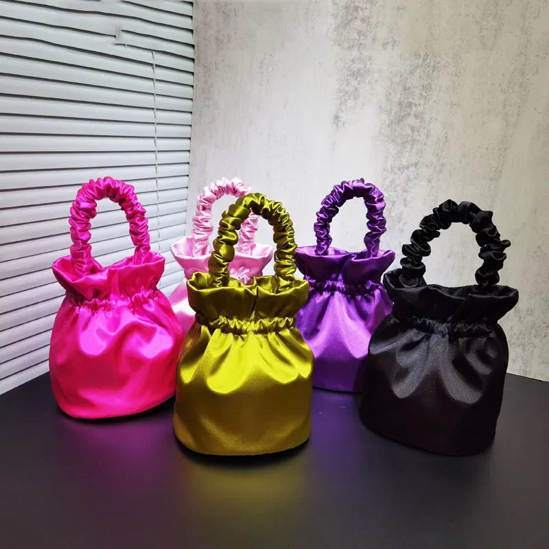 Article comforme à l'image, créez votre style en choisissant votre taille, couleur pour une satifaction parfaite!