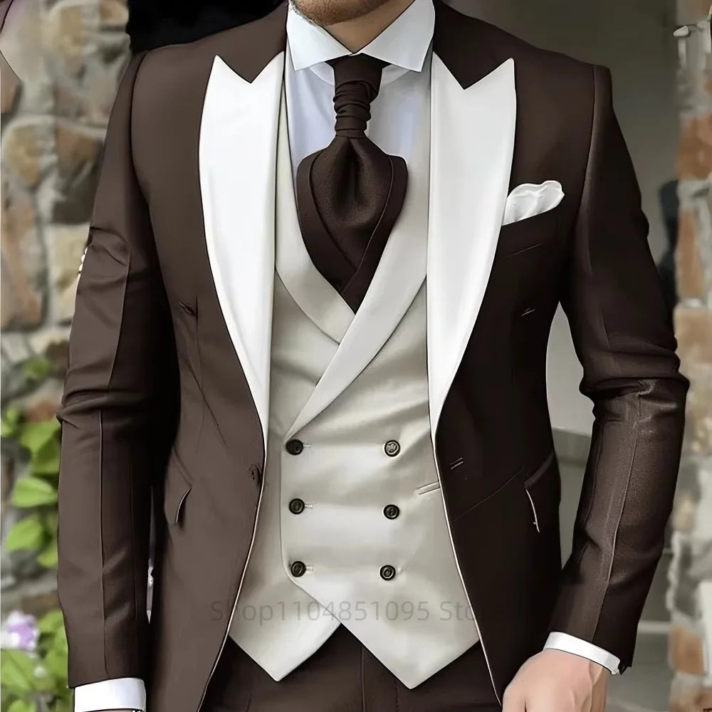 Elegant Peak Lapel Tuxedo 3-Piece Suit with Blazer Vest And Pants LADYLYS