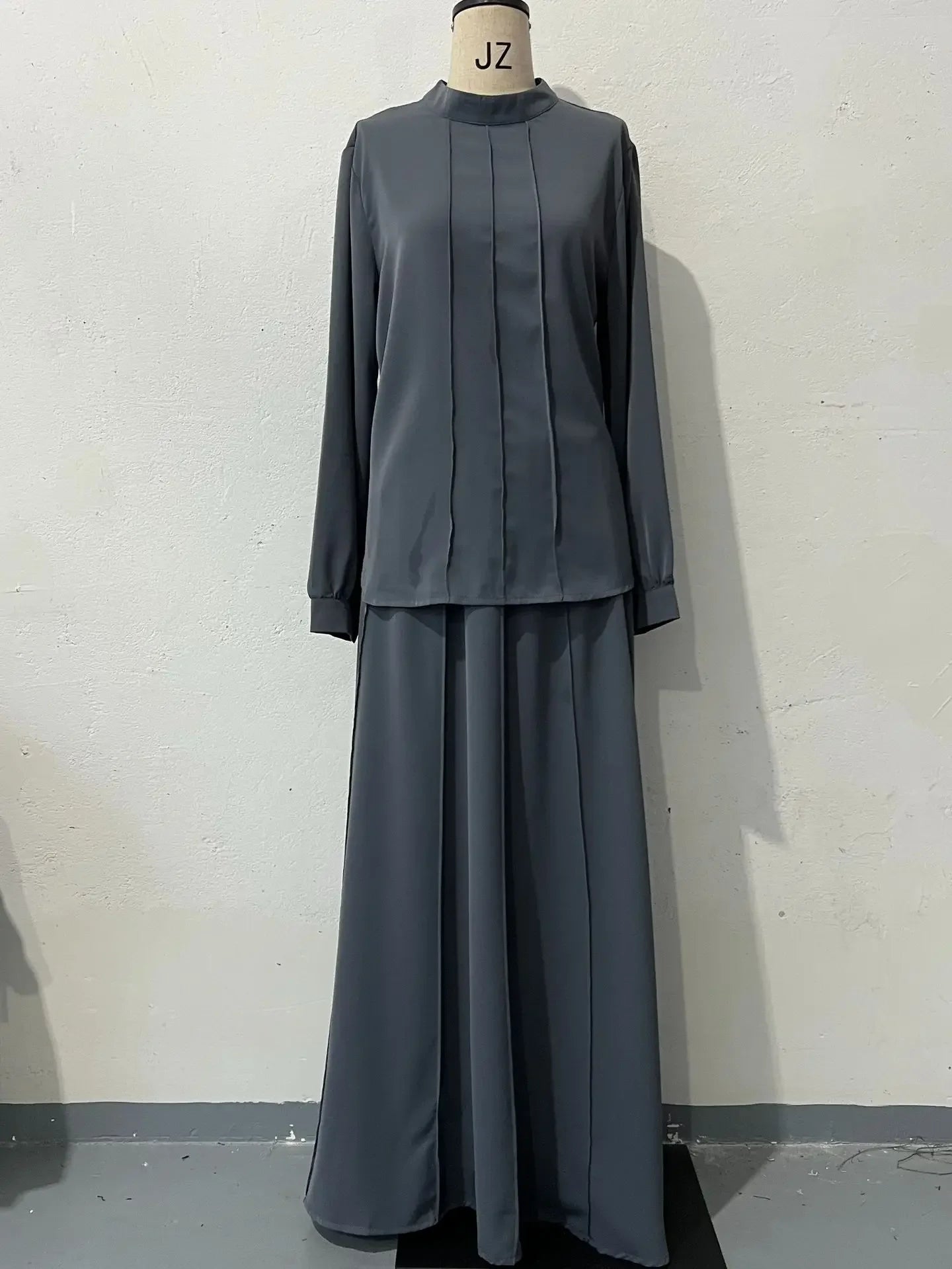 Article comforme à l'image, créez votre style en choisissant votre taille, couleur pour une satifaction parfaite!