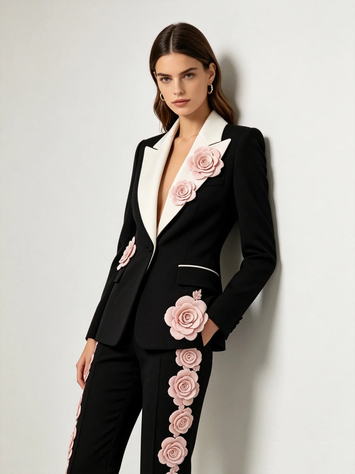 Women's Two-Piece Cotton Suit with 3D Floral Detail