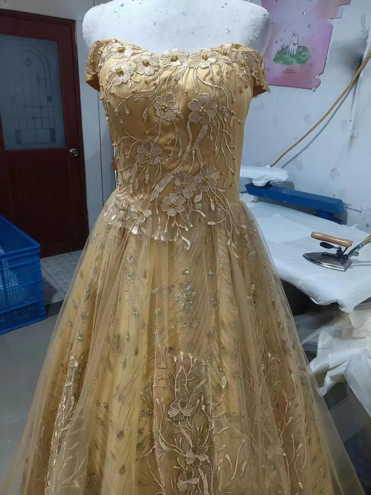 Elegant Gold Quinceanera Dress Off Shoulder Lace Embroidery LADYLYS