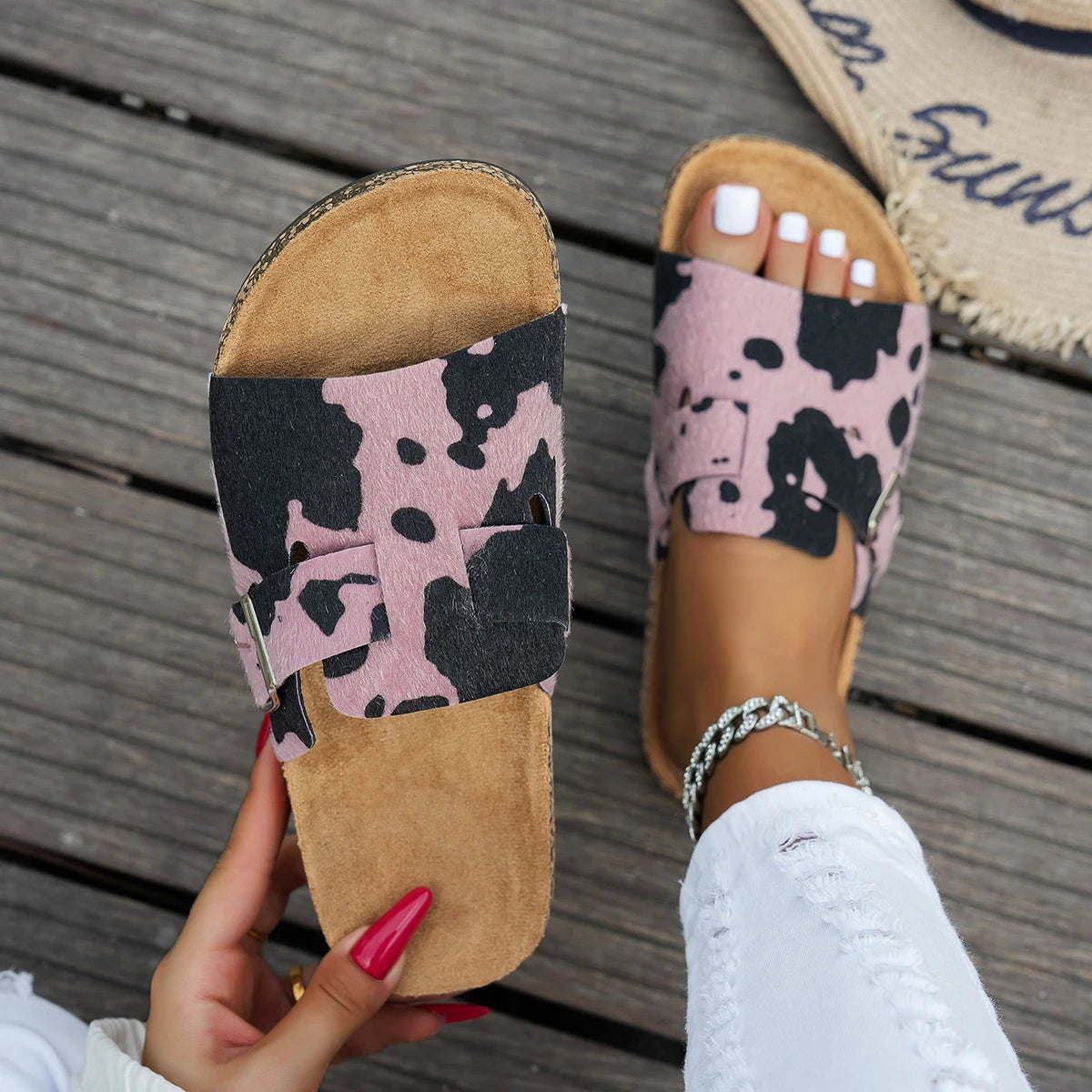 Article comforme à l'image, créez votre style en choisissant votre taille, couleur pour une satifaction parfaite!