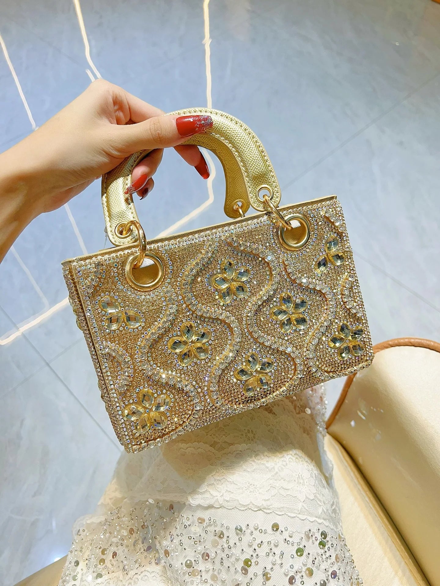Luxury Women Shoulder Crossbody Evening Handbag Diamond Decoration Long Chain Bag LADYLYS