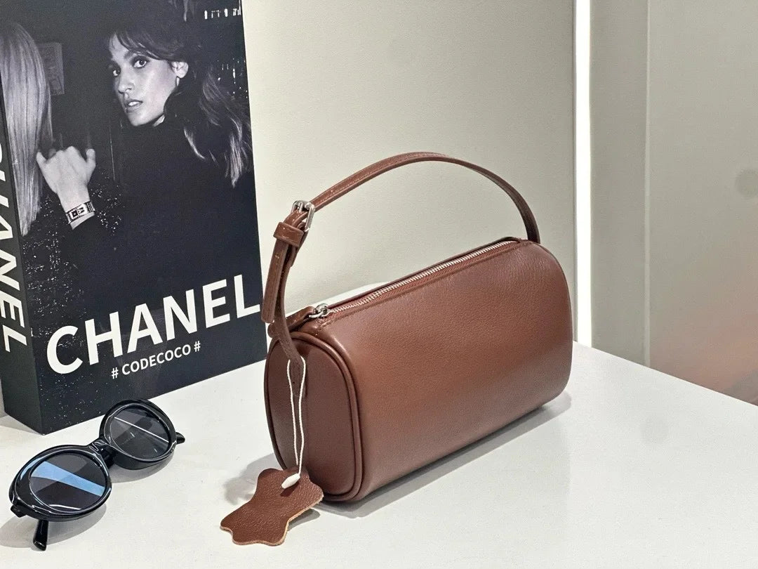 Article comforme à l'image, créez votre style en choisissant votre taille, couleur pour une satifaction parfaite!