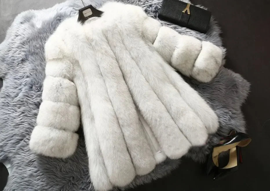 Women's Short Faux Fur Jacket with Puff Sleeves