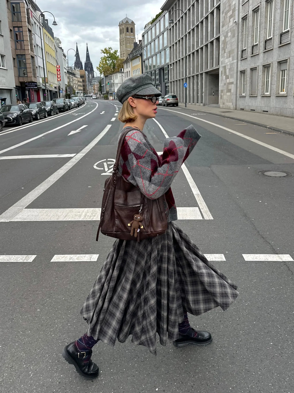 Article comforme à l'image, créez votre style en choisissant votre taille, couleur pour une satifaction parfaite!