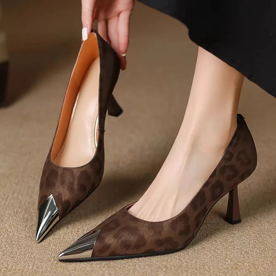 French Retro Leopard Print Heels – Pointed Toe, Slim High Heel, Shallow Cut