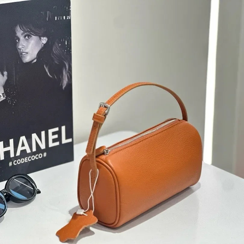 Article comforme à l'image, créez votre style en choisissant votre taille, couleur pour une satifaction parfaite!