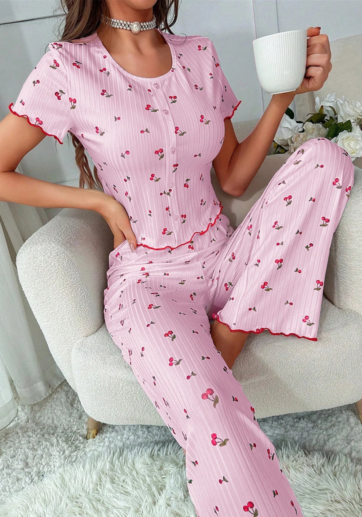 Article comforme à l'image, créez votre style en choisissant votre taille, couleur pour une satifaction parfaite!