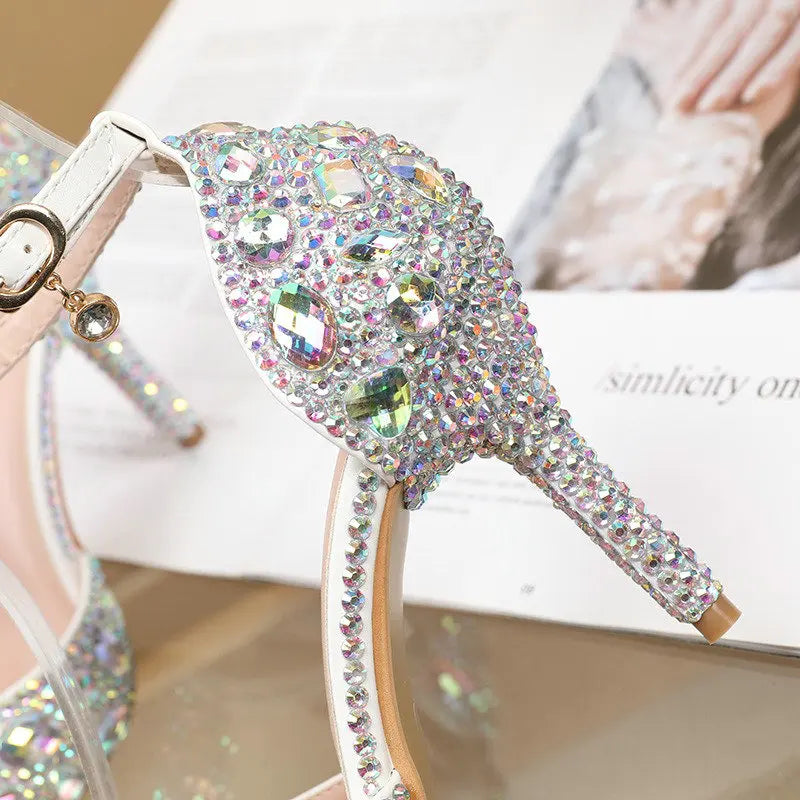 Article comforme à l'image, créez votre style en choisissant votre taille, couleur pour une satifaction parfaite!