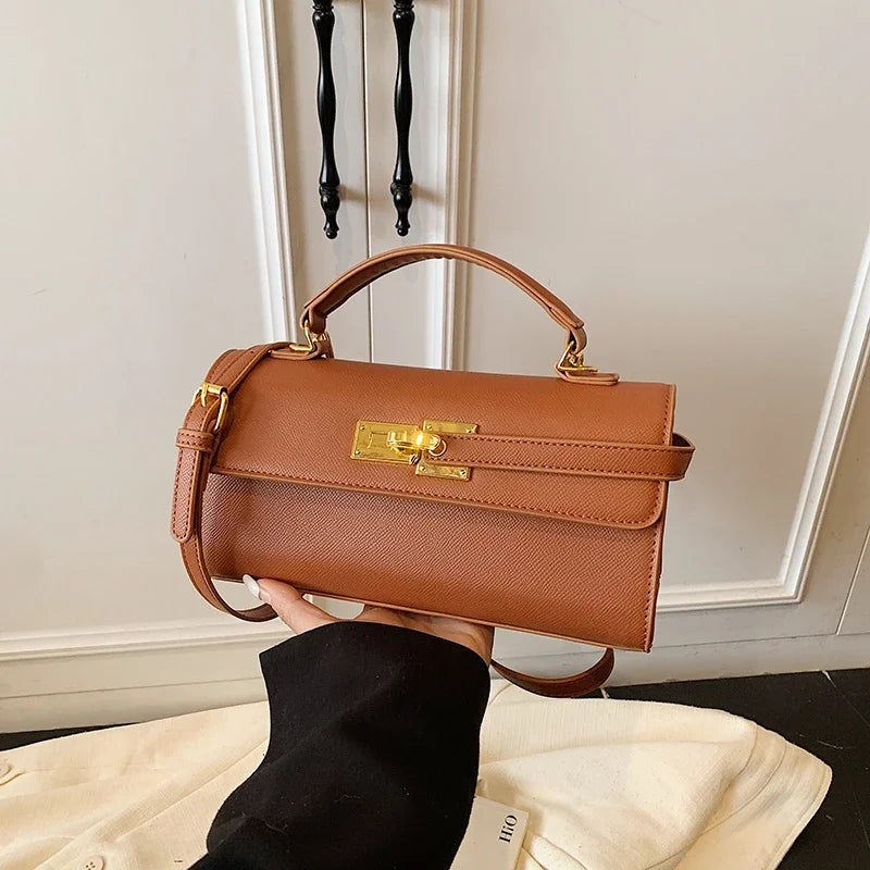 Article comforme à l'image, créez votre style en choisissant votre taille, couleur pour une satifaction parfaite!