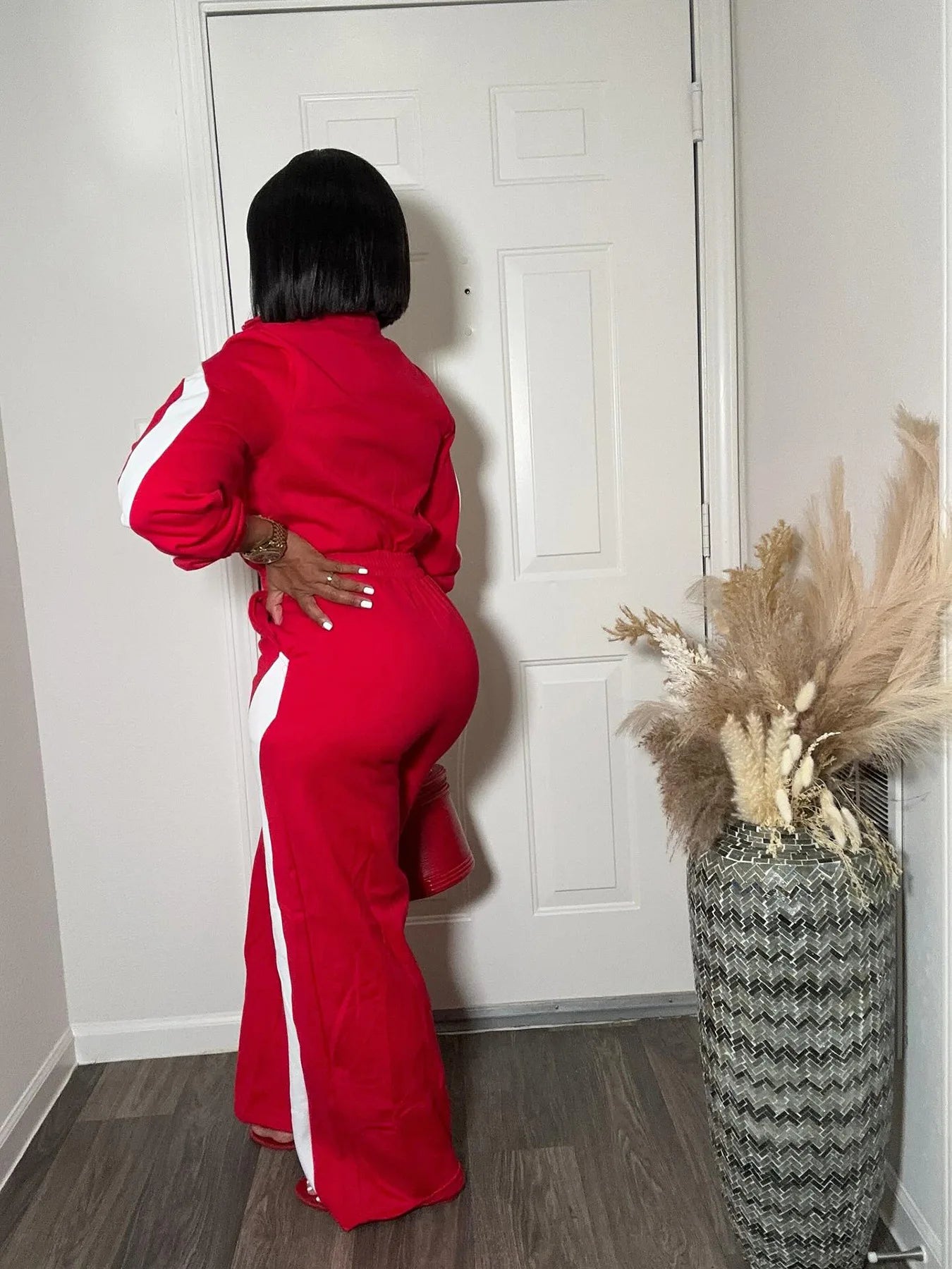 Article comforme à l'image, créez votre style en choisissant votre taille, couleur pour une satifaction parfaite!