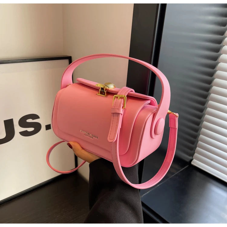 Article comforme à l'image, créez votre style en choisissant votre taille, couleur pour une satifaction parfaite!