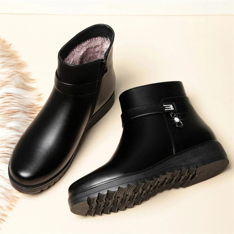 Women's Warm Fleece Chelsea Ankle Boots – Zip-Up Plush-Lined Winter Booties