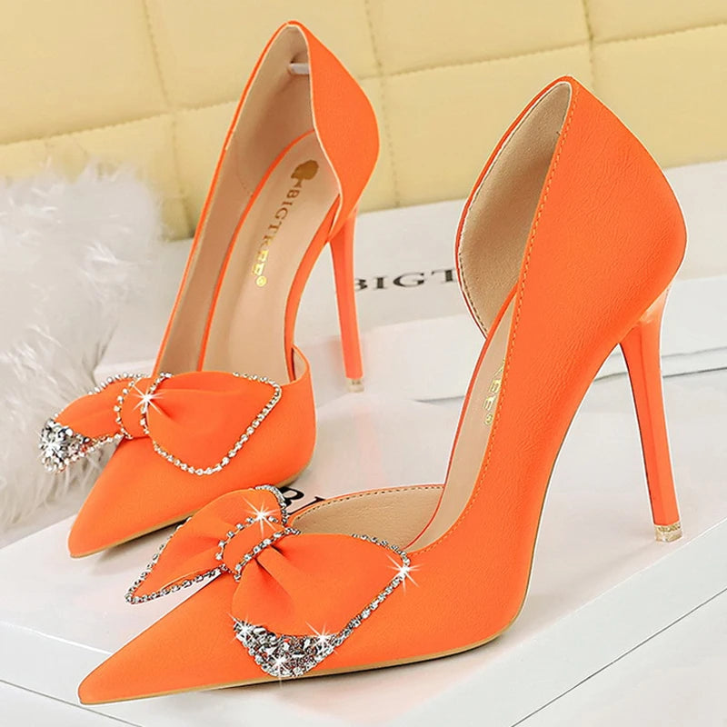 Article comforme à l'image, créez votre style en choisissant votre taille, couleur pour une satifaction parfaite!