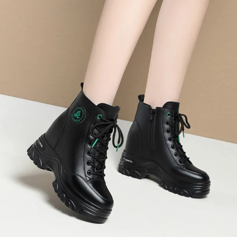 Women's Warm Platform Wedge Ankle Boots – Plush-Lined Lace-Up Booties