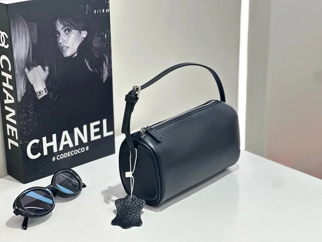 Article comforme à l'image, créez votre style en choisissant votre taille, couleur pour une satifaction parfaite!