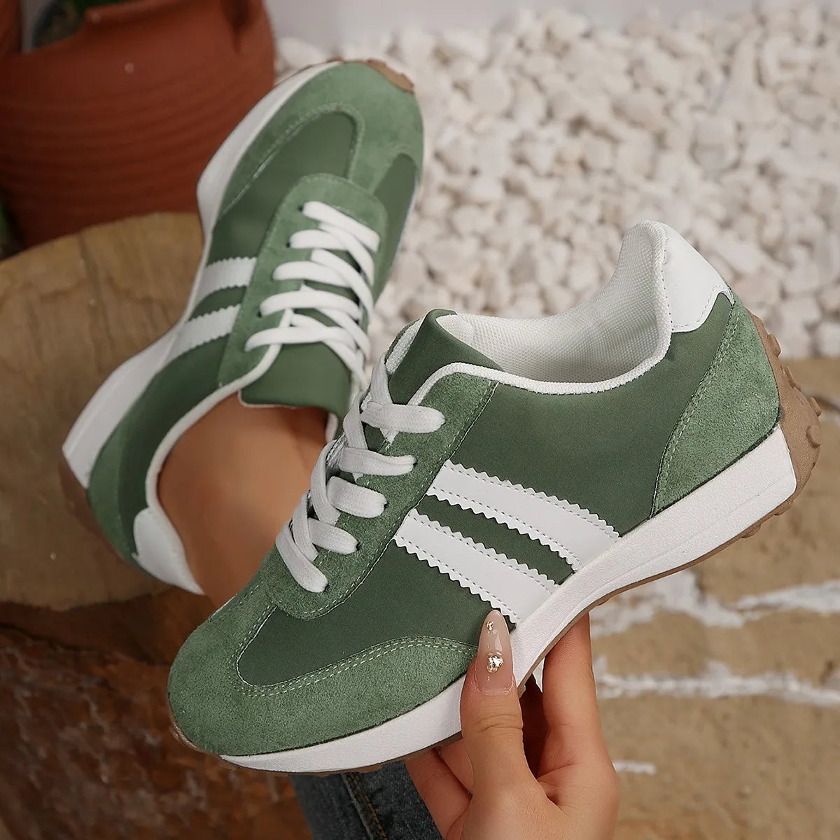 Article comforme à l'image, créez votre style en choisissant votre taille, couleur pour une satifaction parfaite!