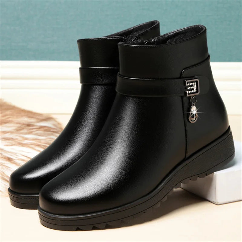 Women's Warm Fleece Chelsea Ankle Boots – Zip-Up Plush-Lined Winter Booties