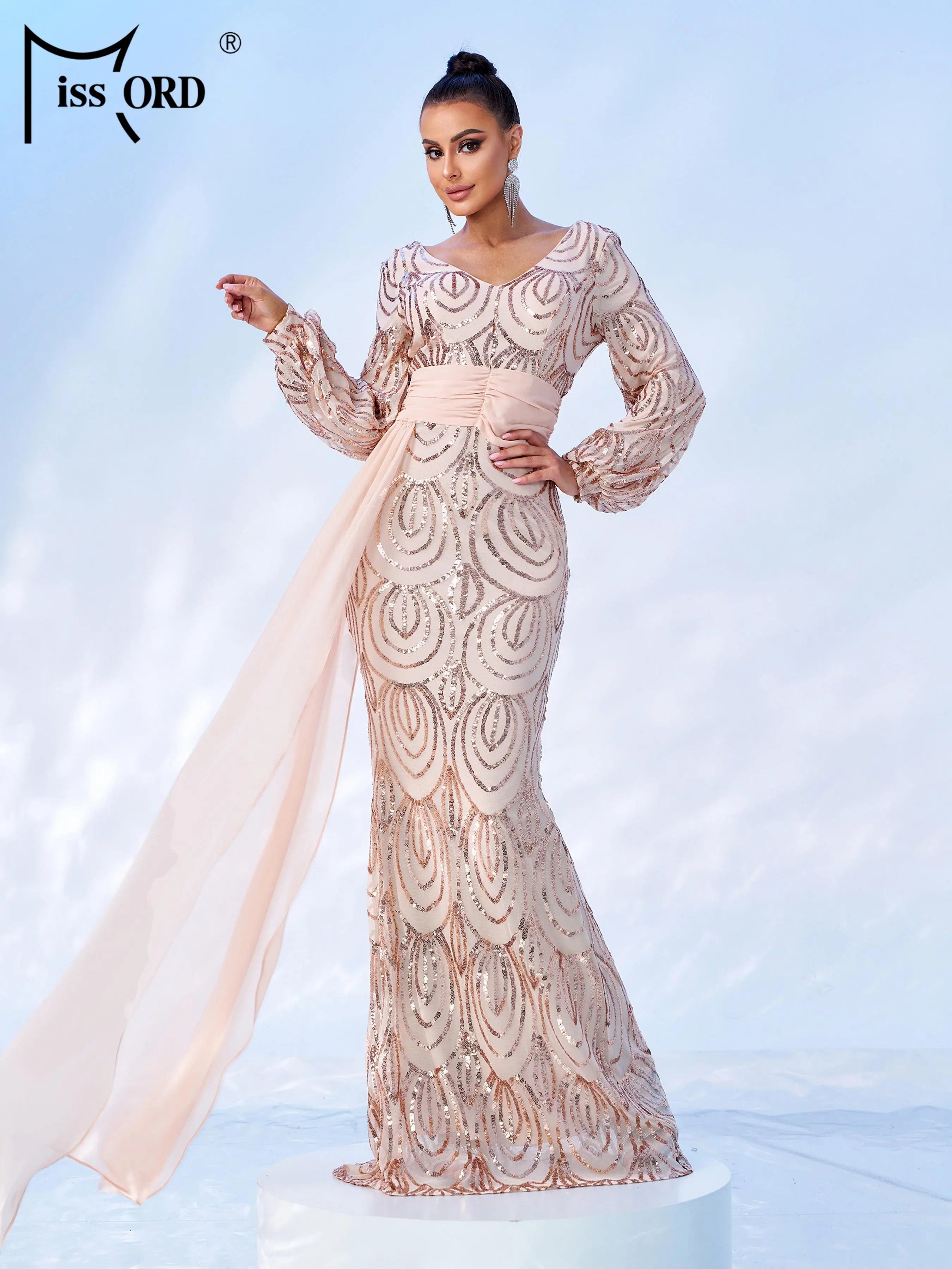 Article comforme à l'image, créez votre style en choisissant votre taille, couleur pour une satifaction parfaite!