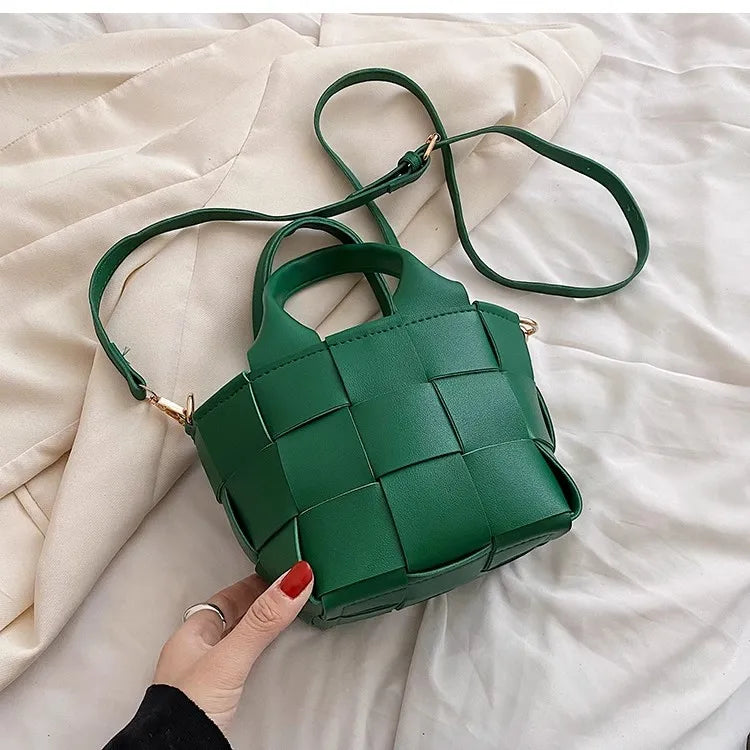 Article comforme à l'image, créez votre style en choisissant votre taille, couleur pour une satifaction parfaite!