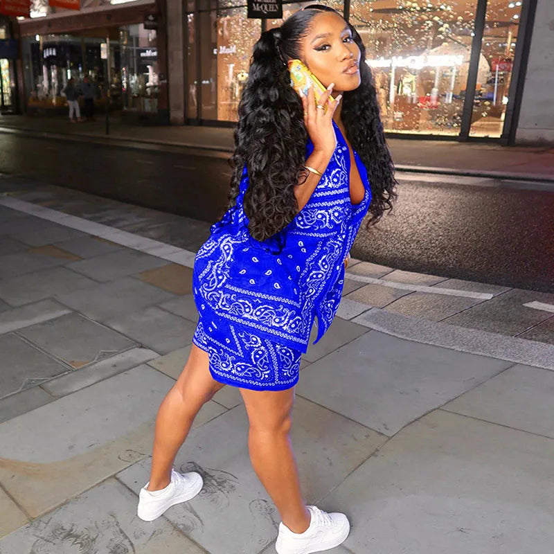 Women's Paisley Print Two-Piece Tracksuit – Short Sleeve Shirt & Shorts Set