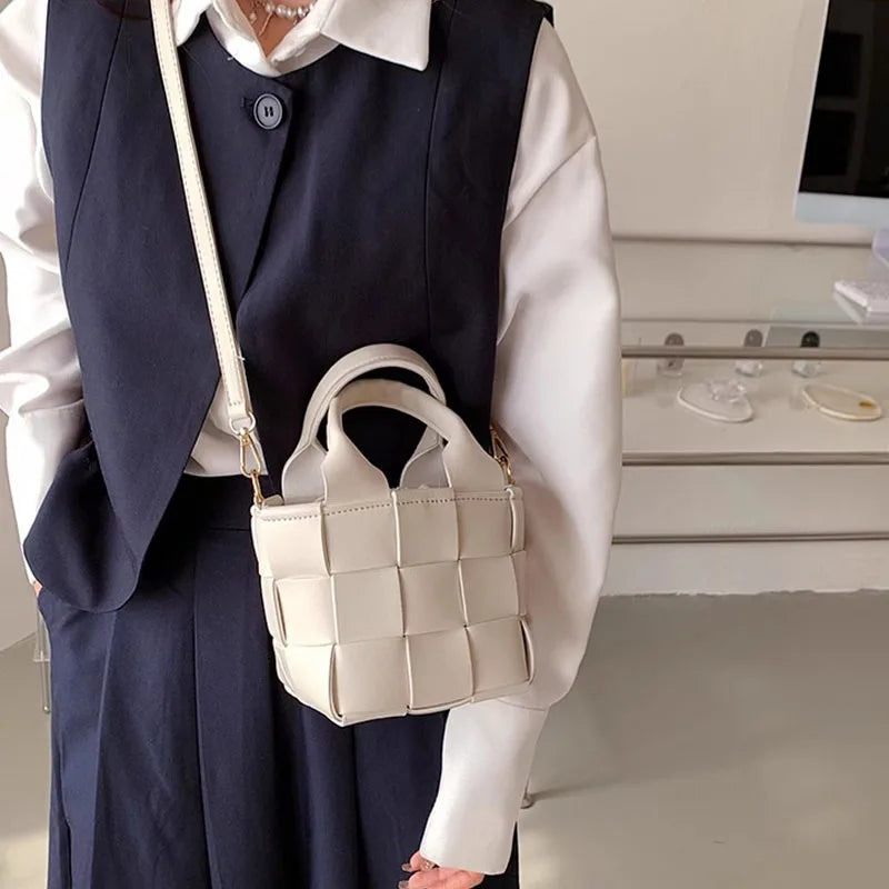 Article comforme à l'image, créez votre style en choisissant votre taille, couleur pour une satifaction parfaite!