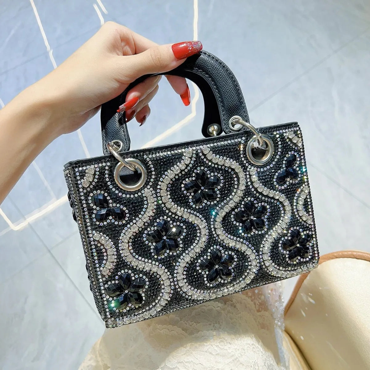 Luxury Women Shoulder Crossbody Evening Handbag Diamond Decoration Long Chain Bag LADYLYS