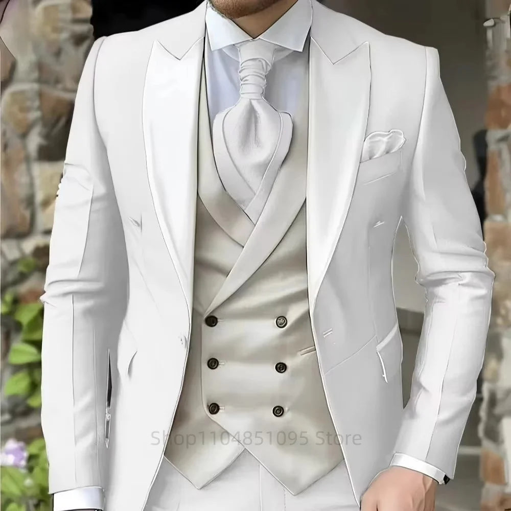 Elegant Peak Lapel Tuxedo 3-Piece Suit with Blazer Vest And Pants LADYLYS