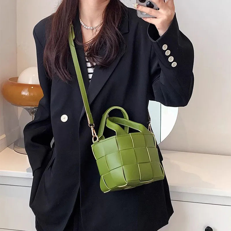 Article comforme à l'image, créez votre style en choisissant votre taille, couleur pour une satifaction parfaite!