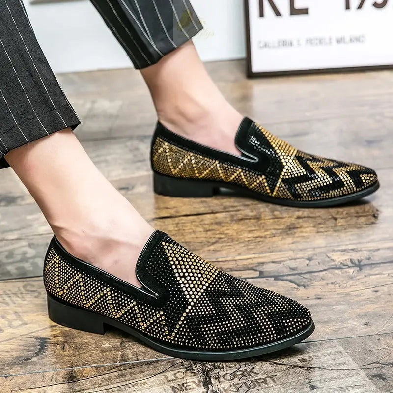 Embroidery Rhinestone Flat Shoes For Men Hombre Vestir LADYLYS