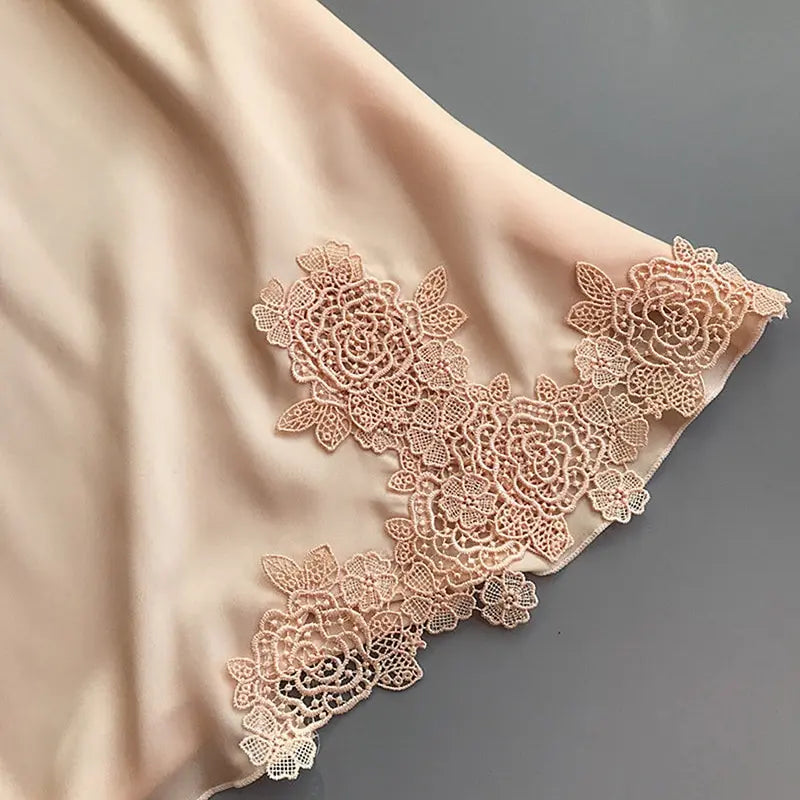 Article comforme à l'image, créez votre style en choisissant votre taille, couleur pour une satifaction parfaite!