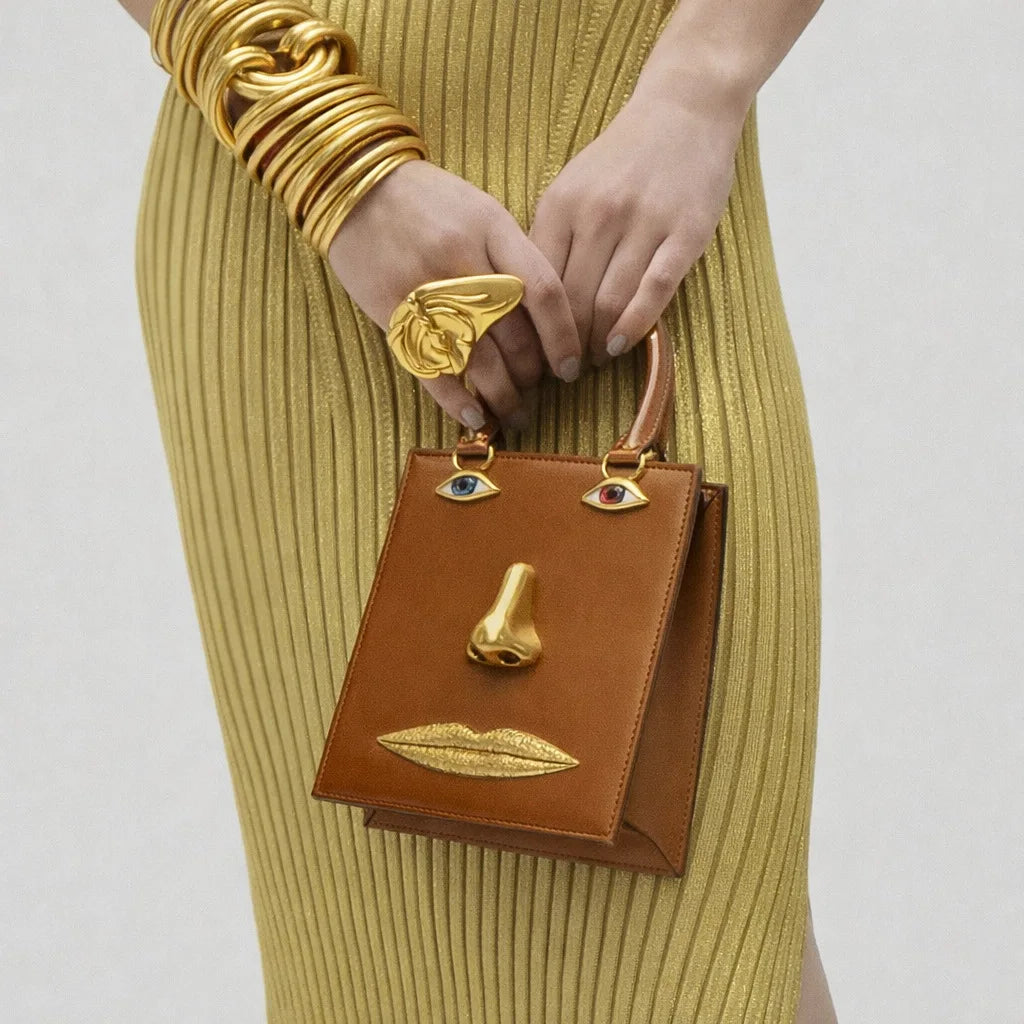 Article comforme à l'image, créez votre style en choisissant votre taille, couleur pour une satifaction parfaite!